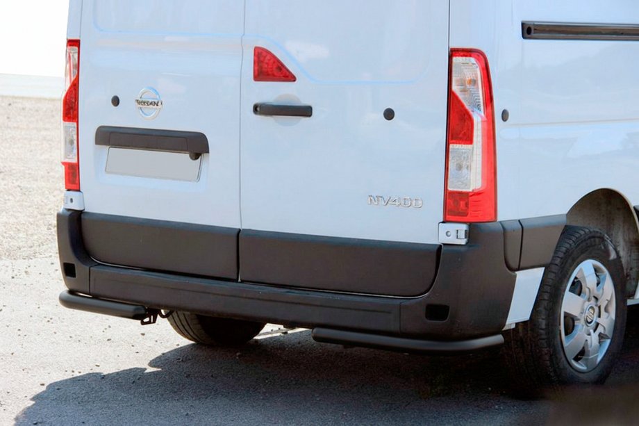 Nissan NV400 2010-2024 Hintere Eckschutzrohre AK003 Schwarz (2 Stk., Edelstahl) Image