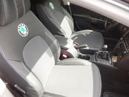 Skoda Superb 2001-2009 Autositzbezüge (Kunstleder↗Stoff, Premium) Foto 7