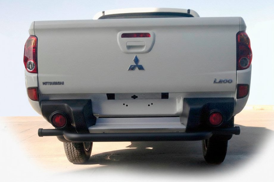 Mitsubishi L200 2006-2015 Heckschutz AK007 Schwarz (Edelstahl) Image