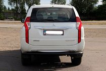 Mitsubishi Pajero Sport 2015- Heckschutz AK005 Schwarz (Edelstahl) Foto 6
