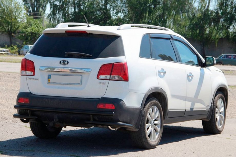 Kia Sorento II XM 2009-2014 Heckbügel AK003-2 Schwarz (Edelstahl) Image