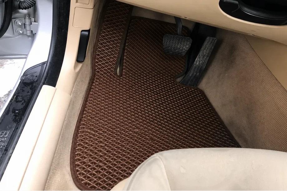 BMW 3 Series E92/E93 2006–2013 EVA Fußmatten (ziegelrot) Image