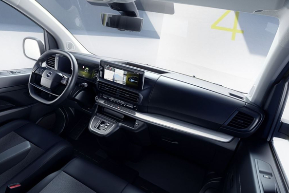 Opel Vivaro Electric: praktischer Elektrotransporter für Unternehmen Foto 5
