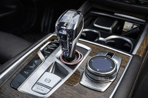 BMW 6 Series G32 2017- Set Kristallelemente Innenraum (Automatik-Wahlschalter + Tasten) Foto 3
