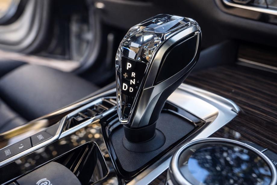 BMW 6 Series G32 2017- Set Kristallelemente Innenraum (Automatik-Wahlschalter + Tasten) Image