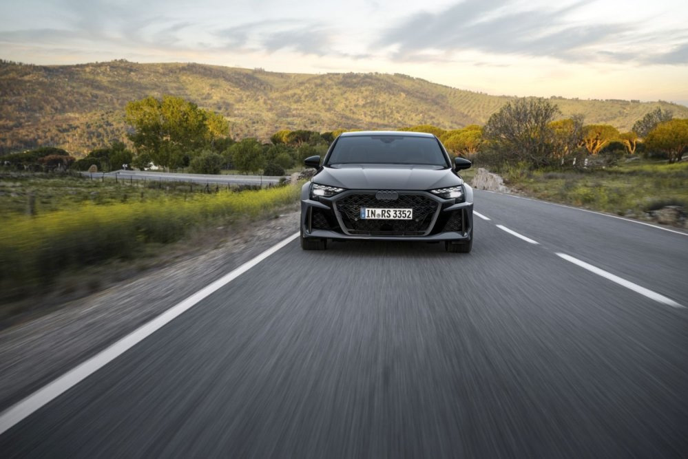 Audi RS3 Sedan im Test: kompakte Sportlimousine mit legendärem Fünfzylinder