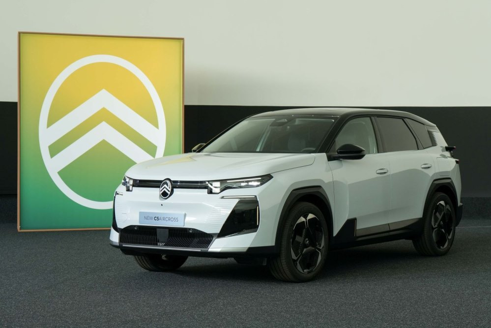 Citroën C5 Aircross Plug-in Hybrid (2025): обзор des aufladbaren Crossovers