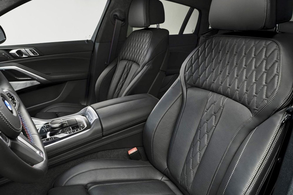 Testbericht zum leistungsstarken sportlichen Coupé-SUV BMW X6 M60i (G06 LCI) Foto 6