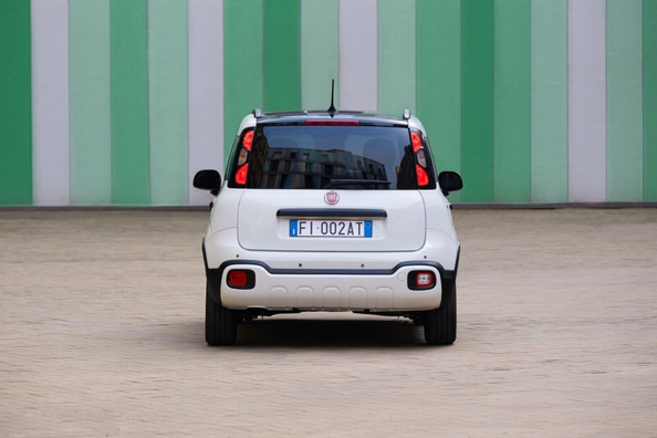 Fiat Pandina im Test: aktualisierter City-Hatchback mit Mildhybrid-System Foto 4