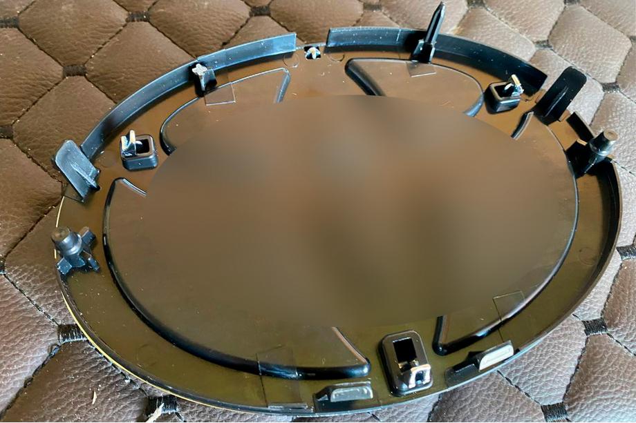 Toyota Land Cruiser Prado 150 2009-2023 B-Ware Frontemblem, ohne Glas (2017+) Foto 2