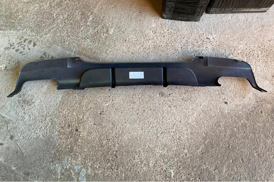 BMW 3 Series E90/E91 2005-2011 B-Ware Heckdiffusor DPT V-3 (für E90 M-Sport, Schwarz Hochglanz) Foto 3