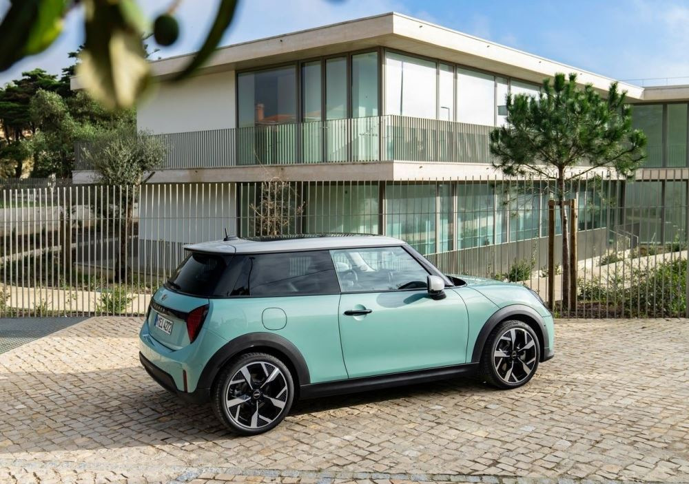 MINI Hatchback 3-door (F66) im Test: neue Generation