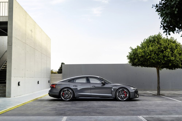 Audi RS e-tron GT 2025 — elektrischer Gran Turismo der Oberklasse Foto 3