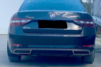 Skoda Superb 2015-2024 Carmos Zierleisten für die Kante des hinteren Stoßfängers (2 Stk., Edelstahl) Foto 3