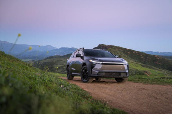 Toyota bZ Woodland 2026 im Test: Offroad-Elektro-Crossover für Abenteuer Foto 1