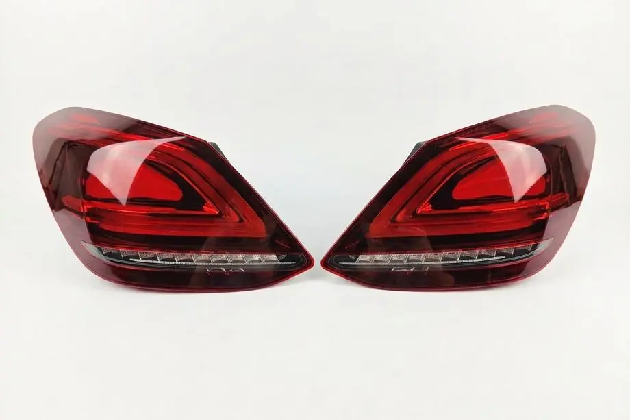 Mercedes C-class W205 2014-2021 Rückleuchten 2026-Design (2 Stk) Image