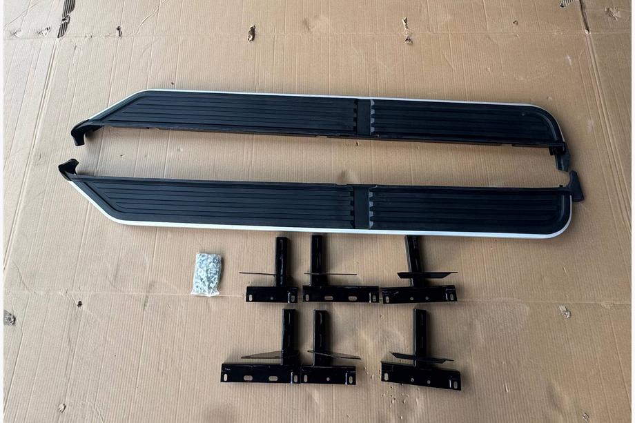 Land Rover Freelander II 2006–2014 B-Ware Niken seitliche Trittbretter (2 Stk., Aluminium) Image