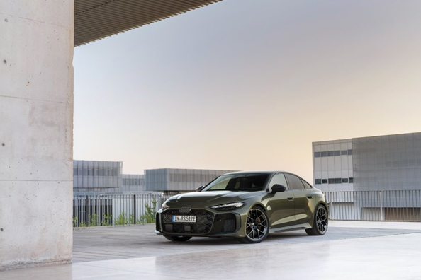 Test der Audi RS5 Limousine: Plug-in-Hybrid-Power von Audi Sport