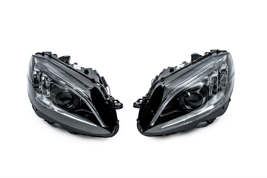 Mercedes C-class W205 2014-2021 Frontscheinwerfer mit Full-LED-Modulen (für HALOGEN, 2 Stk.) Foto 1