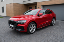 Audi Q8 2018- Seitliche Trittbretter Maya Red (2 Stk., Aluminium) Foto 1