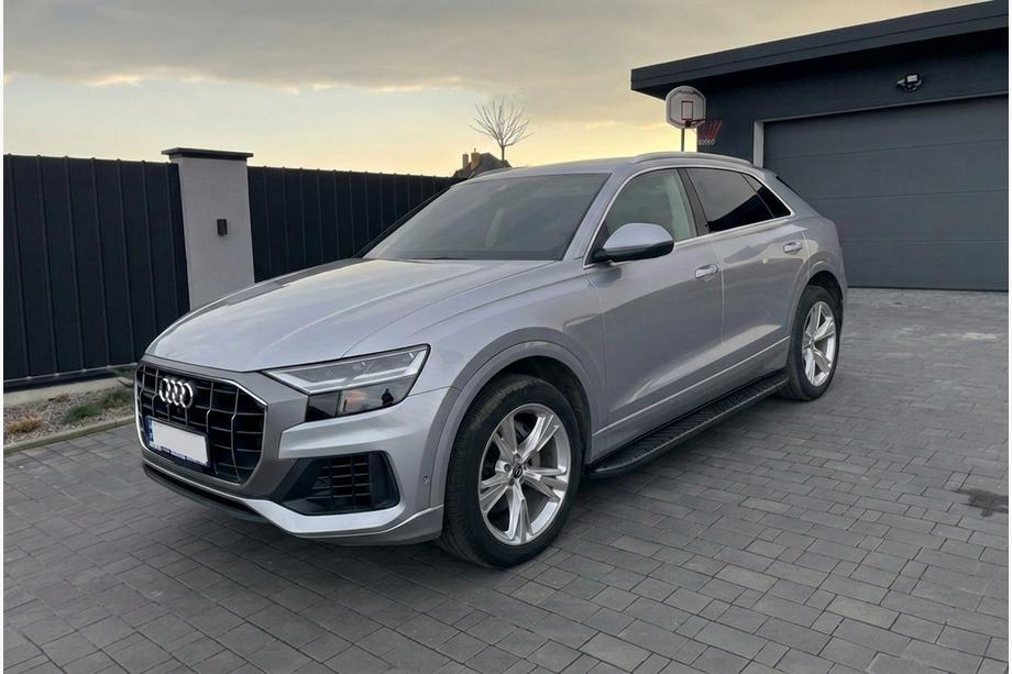 Audi Q8 2018- Seitliche Trittbretter Bosphorus Black (2 Stk., Aluminium) Image