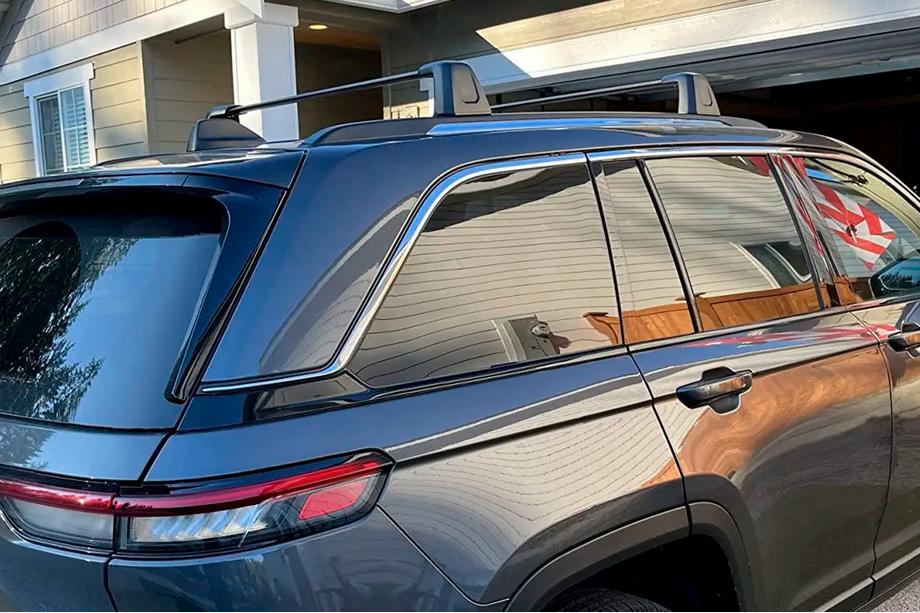 Jeep Grand Cherokee WL 2021- Dachträger Quertraversen für integrierte Reling OEM (2 Stk.) Image