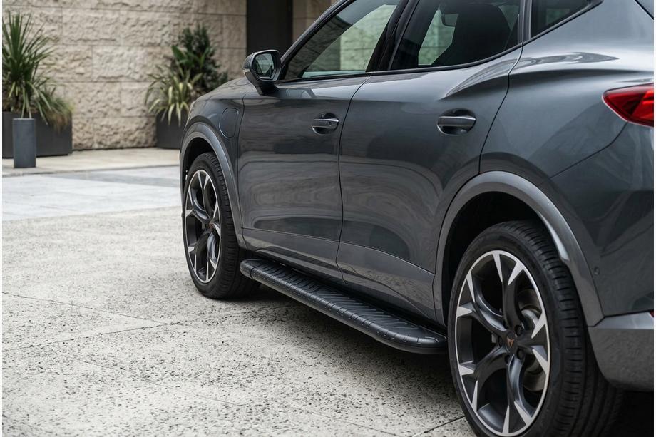 Cupra Formentor 2020- Seitliche Trittbretter Bosphorus Black (2 Stk., Aluminium) Image