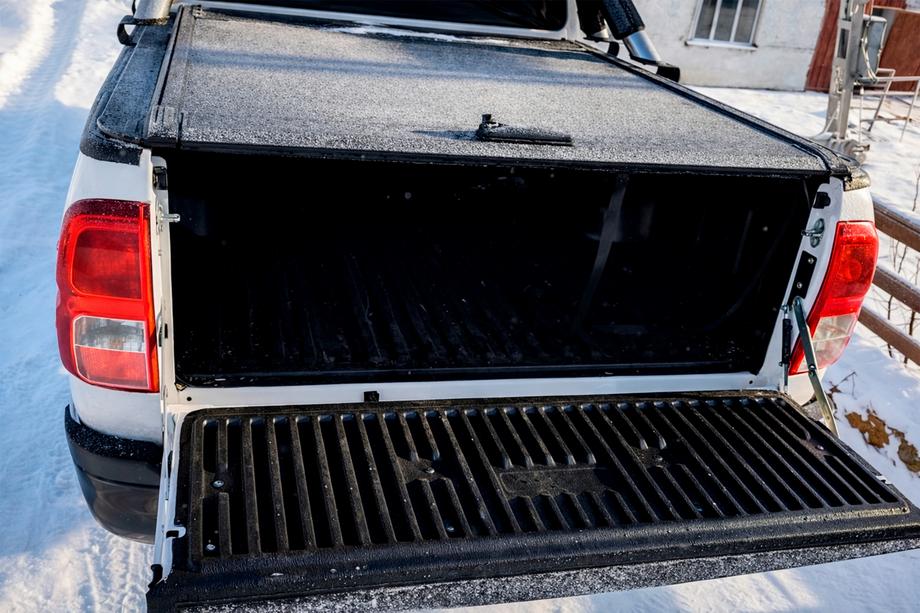 Mitsubishi L200 2024- OEM Rollcover (manuell, mit Griff und Schloss) Foto 4