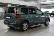 Dacia Jogger 2022- Seitenschweller Maydos V2 (2 Stk., Aluminium & Edelstahl) Foto 1