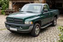Dodge RAM (BR/BE) 1994–2002 Trittbretter Maydos V1 (2 Stk., Aluminium & Edelstahl) Foto 1