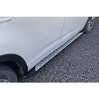 Trittbretter Original Design (für EU und USA, 2 Stk, Aluminium) Toyota Highlander 2013-2019 Foto 1