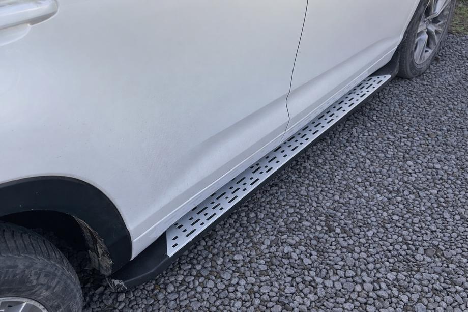 Toyota Highlander 2013-2019 Trittbretter Original Design (für EU und USA, 2 Stk, Aluminium) Foto 1