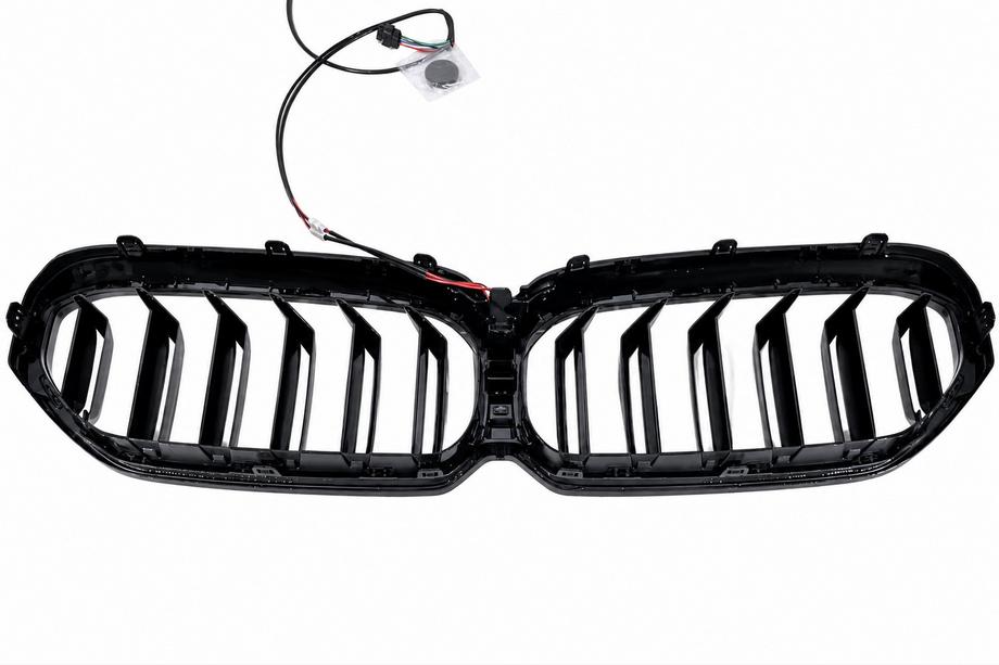 BMW 5er G30/G31 2017–2023 Nierengitter M-Look V1 LED (2021-2023, Schwarz Hochglanz) Foto 6
