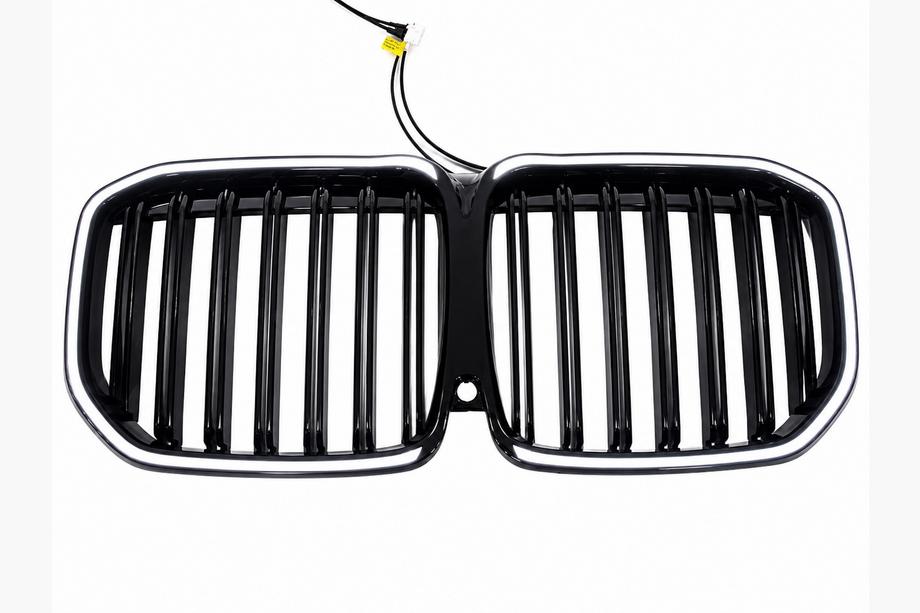 BMW X7 G07 2019- M-Look LED Nieren-Grill (2019-2022, Schwarz Hochglanz) Foto 6