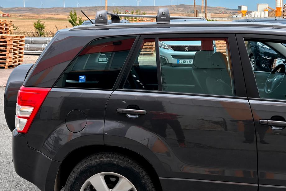 Suzuki Grand Vitara 2005-2017 Dachträger (Querträger) für Originalbefestigung Ecem V3 (2 Stk) Grau, 110 cm Foto 6