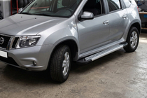 Nissan Terrano 2014- Seitenschweller Vision New Grey (2 Stk., Aluminium) Foto 1