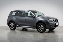 Nissan Terrano 2014- Seitliche Trittbretter Maydos V2 (2 Stk., Aluminium/Edelstahl) Foto 1