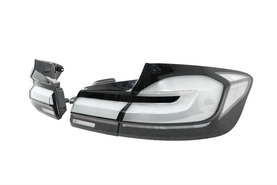 BMW 5 Series F10/F11 2010–2016 Rückleuchten (Black LCI Design) Foto 5