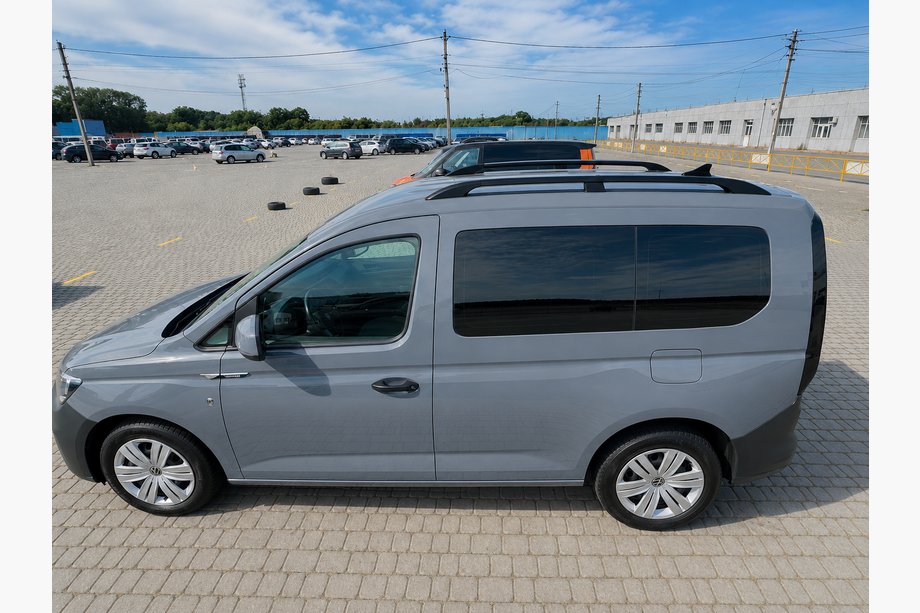 Ford Connect 2021- Dachreling schwarz (türkisches Design) Maxi Basis, Metallfüße Foto 3