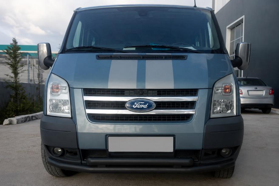 Ford Transit 2000–2014 Frontschutzbügel ST014 Black (2006-2014, Edelstahl) Image