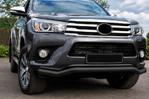 Toyota Hilux 2015- Frontschutzbügel ST007 Black (Edelstahl) Foto 1
