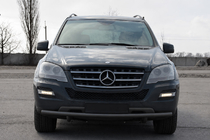 Mercedes ML W164 2005-2011 Frontschutzbügel ST008 Schwarz (Edelstahl) Foto 1