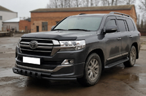 Toyota Land Cruiser 200 2007-2021 Frontschutzbügel ST015 Black (2015+, Edelstahl) Foto 3