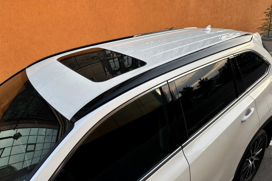 Toyota Highlander 2013-2019 Integrierte Dachreling schwarz OEM (ABS-Kunststoff) Image