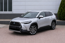 Toyota Corolla Cross 2020- Integrierte OEM Dachreling grau (Aluminium) Foto 4