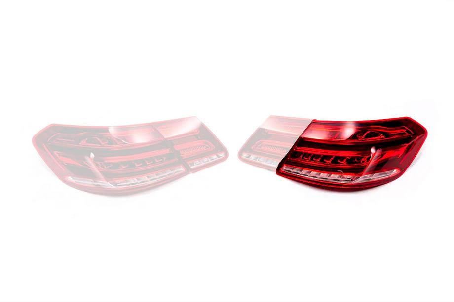 Mercedes E-class W212 2009-2016 B-Ware! Rückleuchte hinten rechts (Kotflügel, Facelift) Image