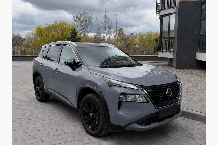 Nissan X-trail T33/Rogue 2022- Integrierte Dachreling grau OEM (ABS-Kunststoff) Image