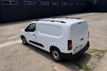 Citroen Berlingo/Multispace 2018- Dachreling schwarz (türkisches Design) Standard, Kunststofffüße Foto 5
