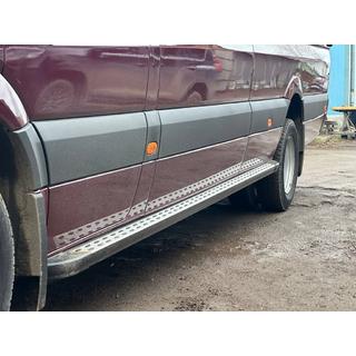 Seitenschweller DOT-Line (2 Stk., Alu) Mercedes Sprinter W906 2006–2018 Foto 4