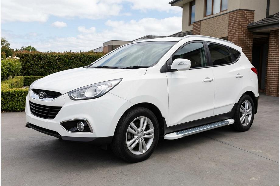 Hyundai IX-35 2010-2015 Seitenschweller Allmond White (2 Stk., Aluminium) Image